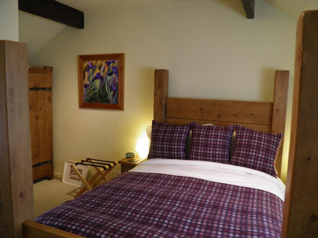 The Lion Bed And Breakfast Gwytherin Bilik gambar